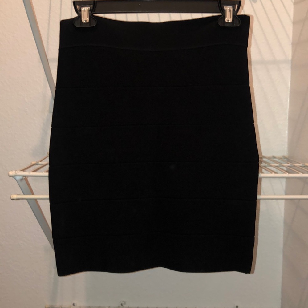 bebe. Black Bodycon Skirt. Size L